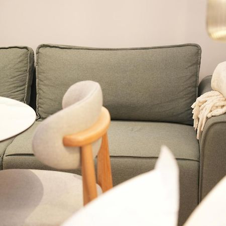 Nea Deluxe Apart-Hotel ティラナ エクステリア 写真