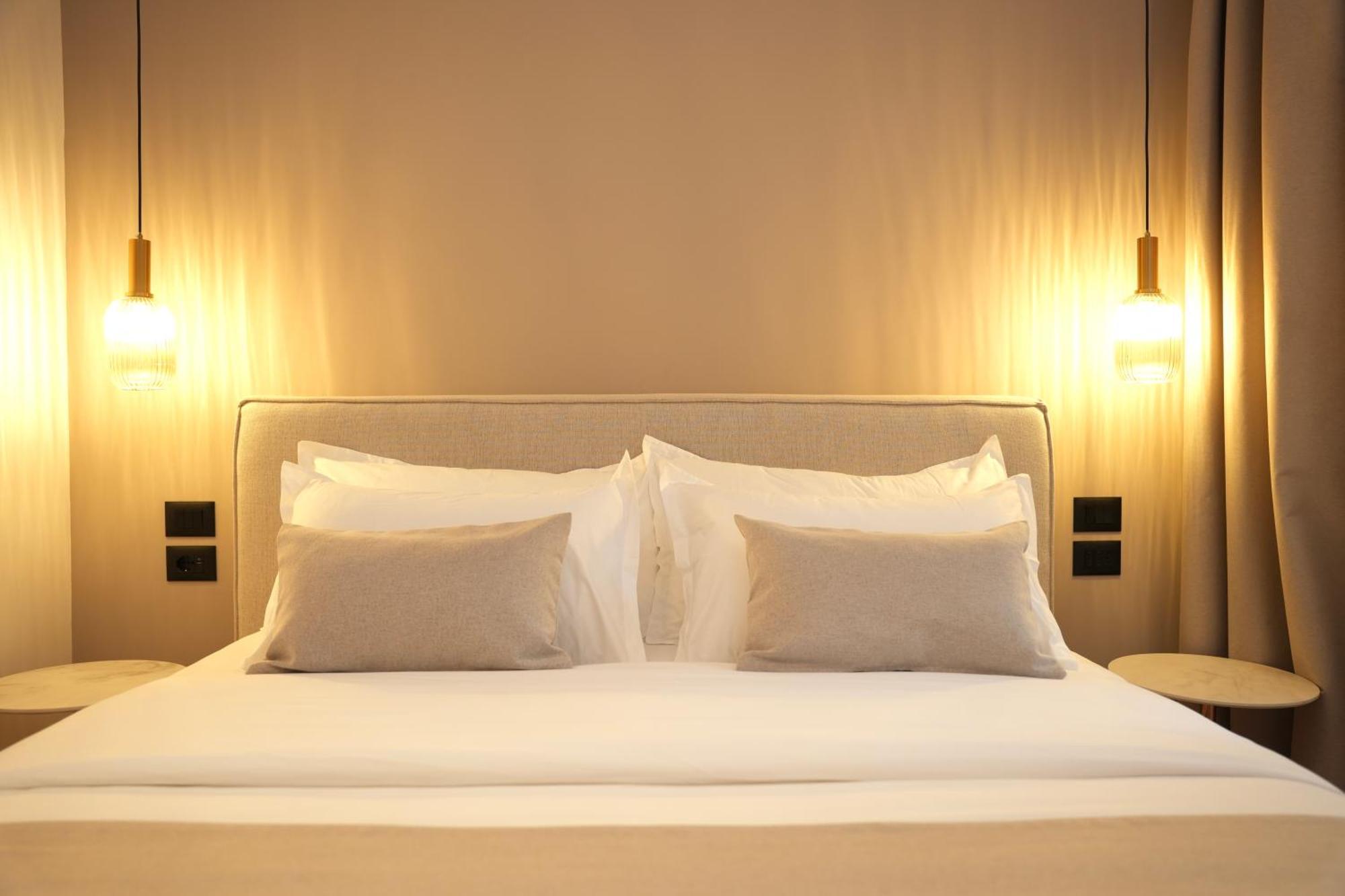 Nea Deluxe Apart-Hotel ティラナ エクステリア 写真